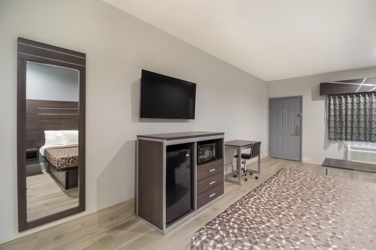 Americas Best Value Platinum Inn & Suites Houston Eksteriør billede